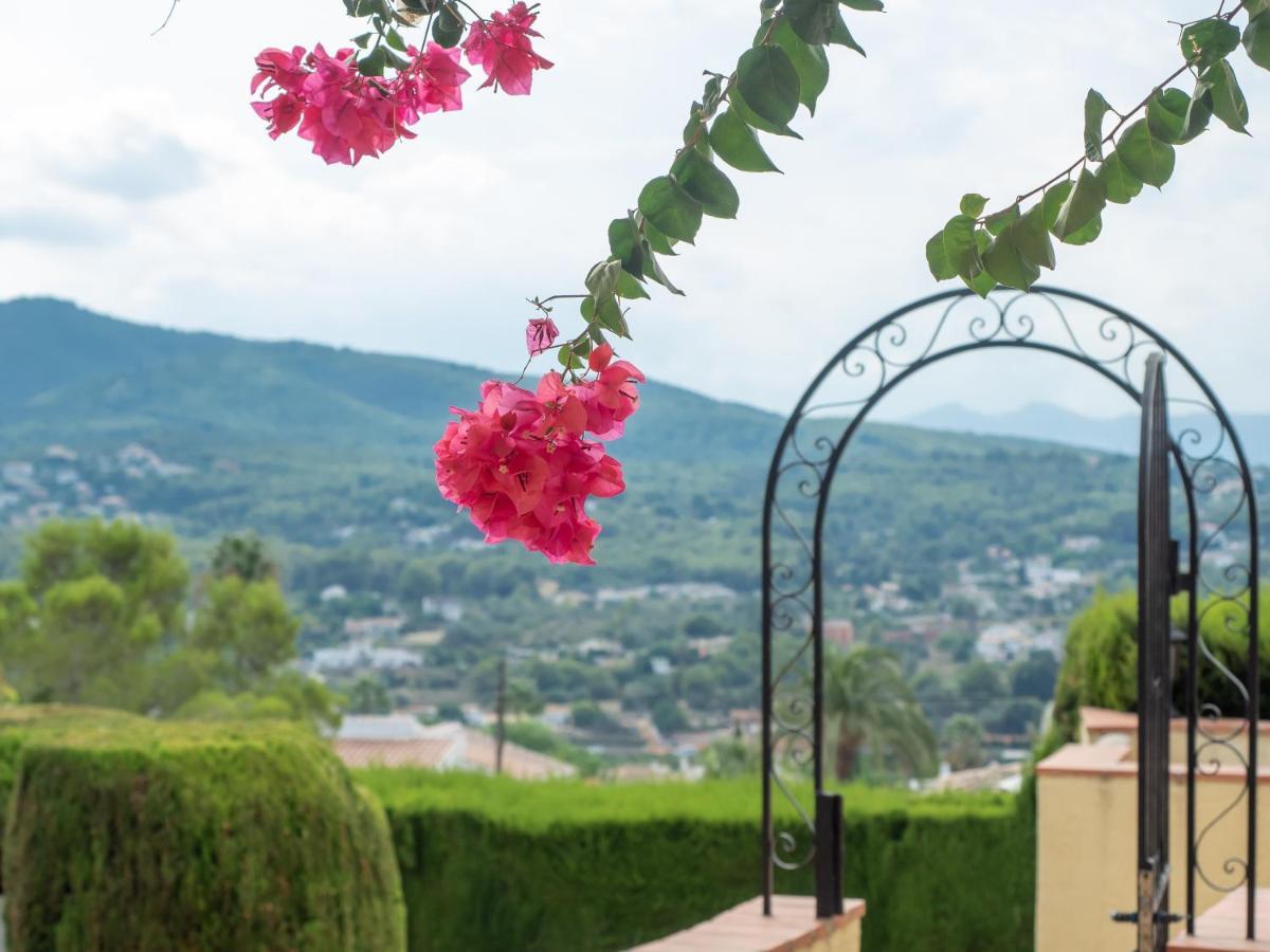 Authentic Groundfloor Apartment In Beautiful Villa, Jávea Exterior foto
